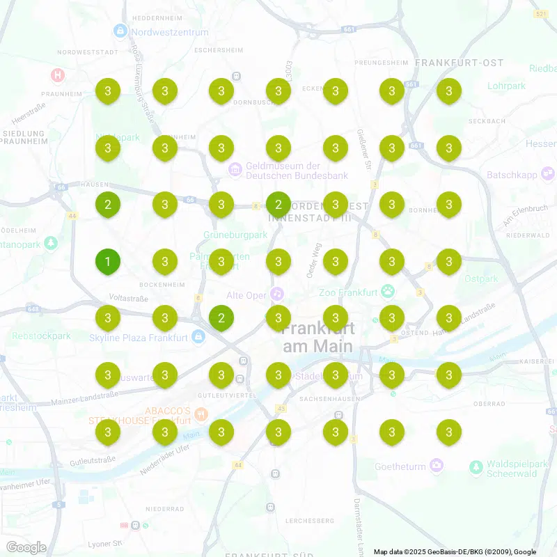 Karte von Frankfurt mit grünen Markern und Zahlen auf verschiedenen Standorten.